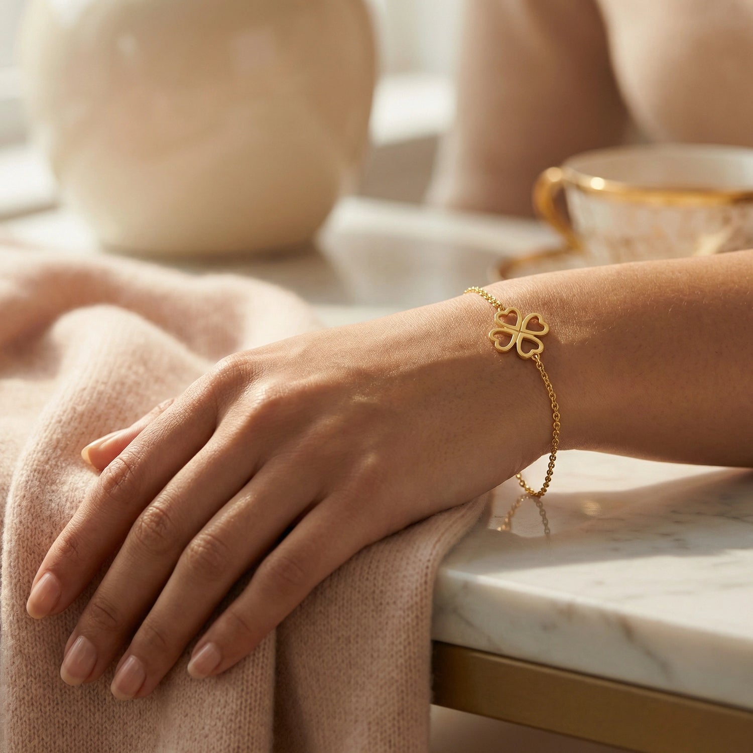 Lucky Heart Clover Bracelet – 18k Gold Plated Filigree Charm